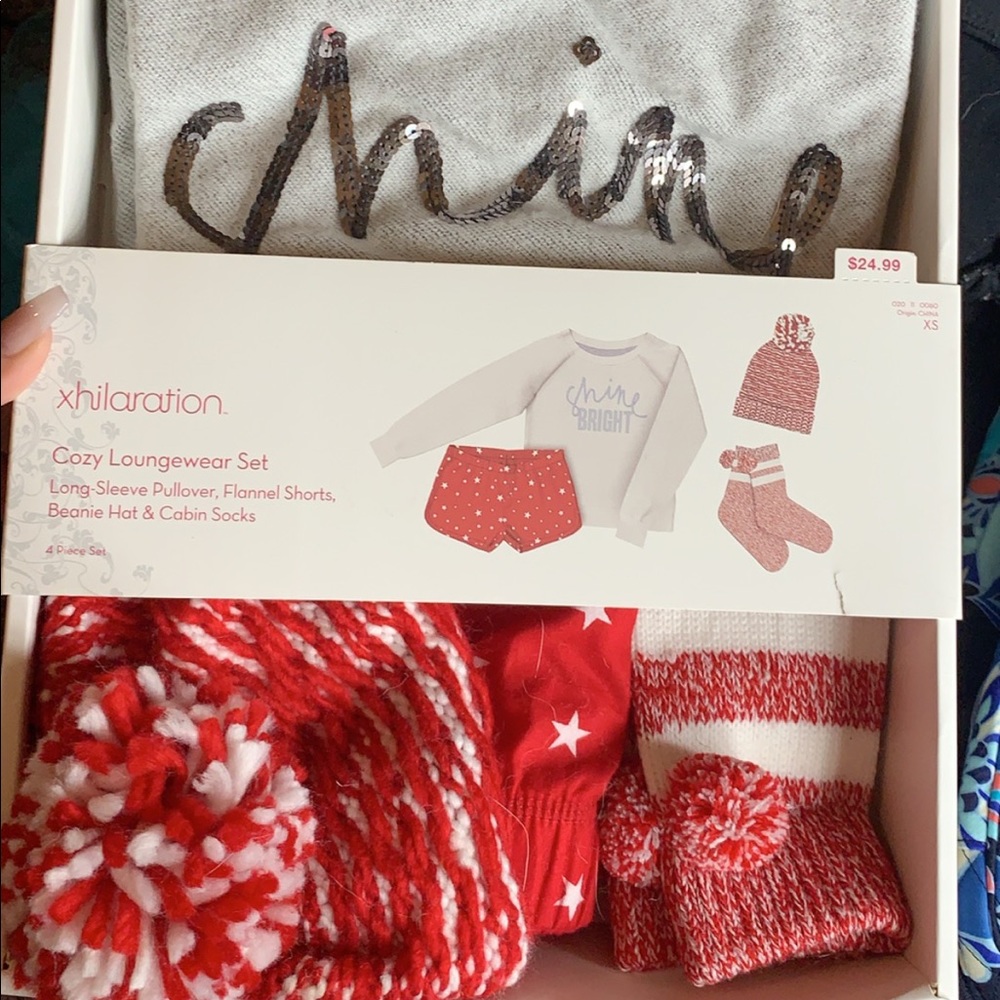 Pajama set - Picture 1 of 1
